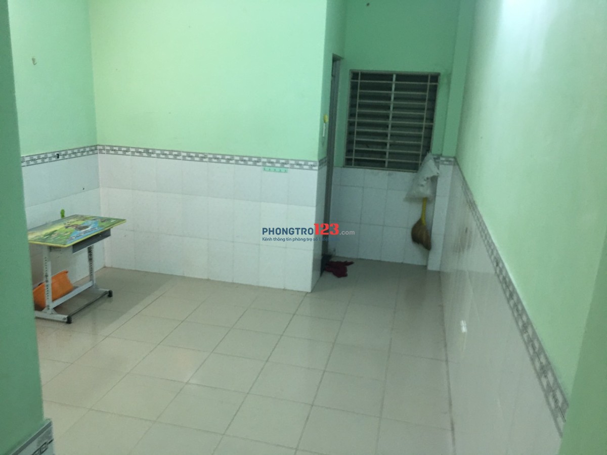 PHÒNG TRỌ 20M2 CHO NỮ THUÊ, QUẬN 3, TOILET RIÊNG