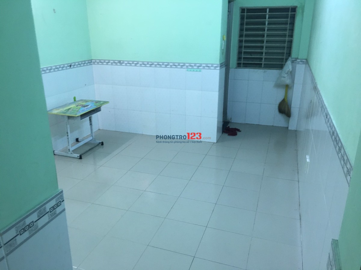 PHÒNG TRỌ 20M2 CHO NỮ THUÊ, QUẬN 3, TOILET RIÊNG