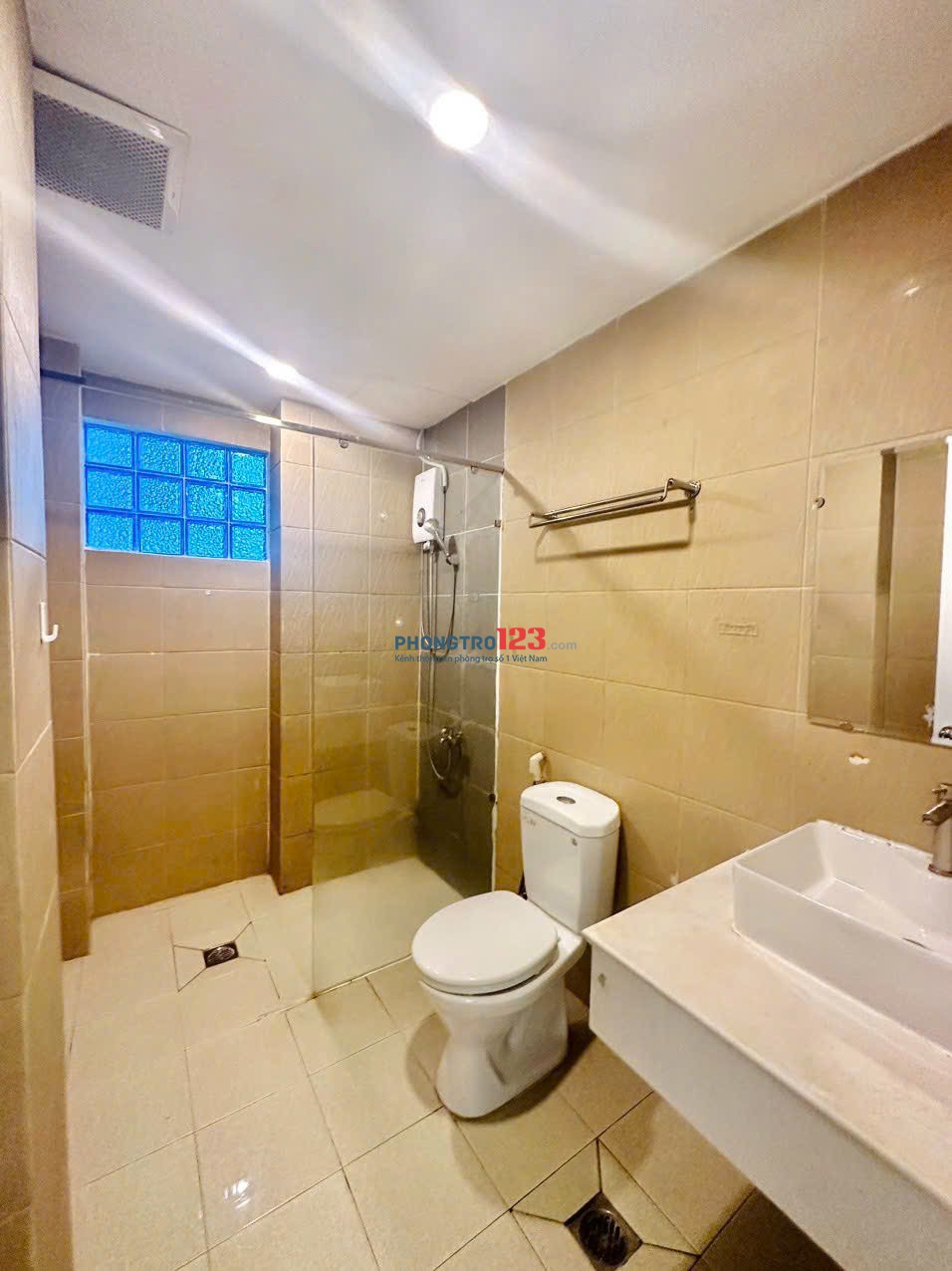 Cho thuê căn hộ 2pn2wc 65m2 full nội thất gần ngay Phan Xích Long Quận Phú Nhuận