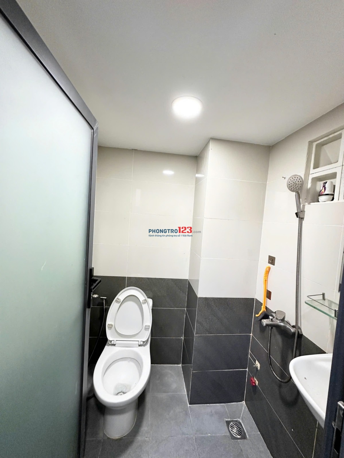 Căn hộ duplex full nội thất cửa sổ lớn - Nơ Trang Long, quận Bình Thạnh