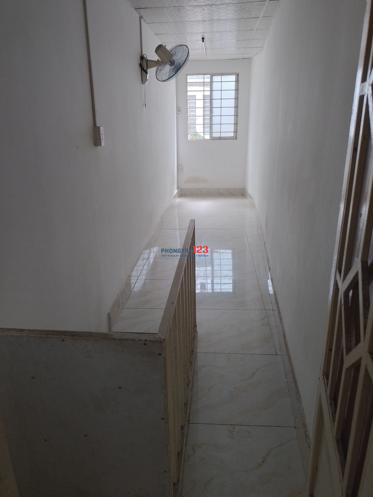 Cho thuê phòng trọ. Lầu suốt nhà nhỏ - Nguyễn Đình Chiểu, quận 3