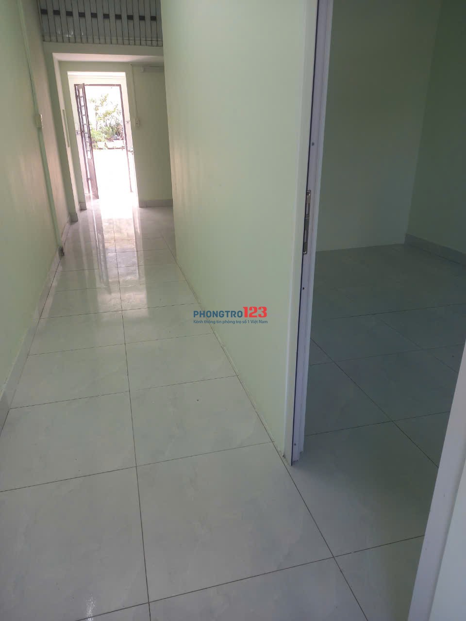 Cho thuê chung cư Thị Nghè XVNT, Bình Thạnh, 50m2, có gác lửng, 8tr