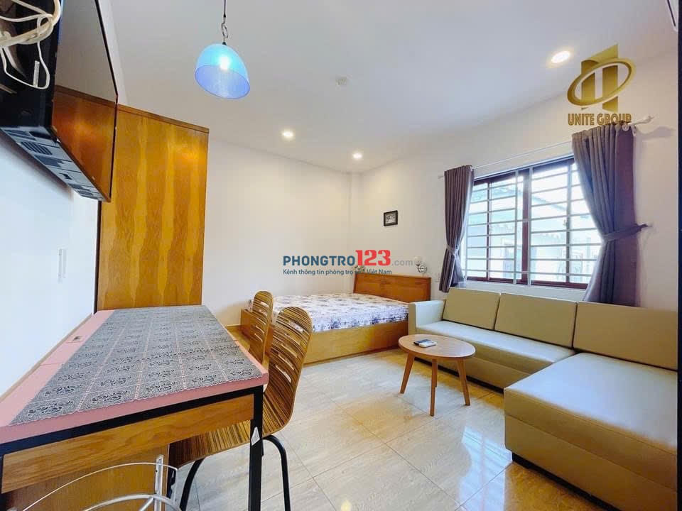 Căn hộ 1PN sofa Full nội thất cửa sổ to đón nắng ở Trần Xuân Soạn Q7 gần LotteMart UFM TDTU niie NTT