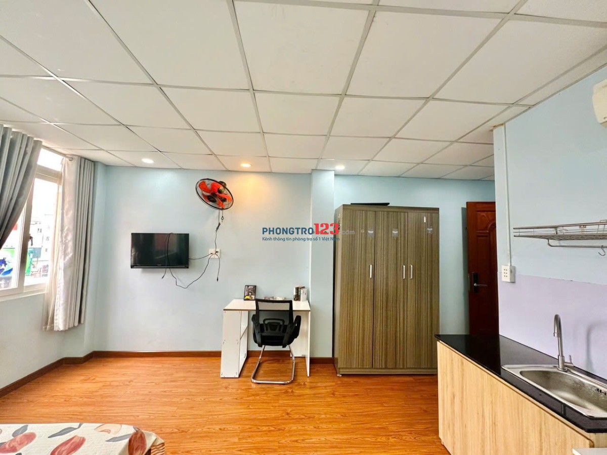 Căn hộ xinh xắn ngay trung tâm Q1, Gần Ngã Sáu Phù Đổng, Thuận tiện qua Q3 - Q5