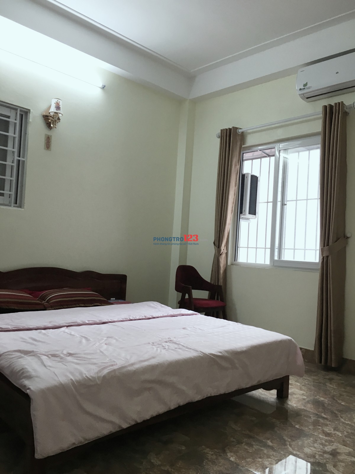 Cho thuê phòng trọ khép kín 30m2 - ngõ 467 Hoàng Hoa Thám, Ba Đình, Hà Nội