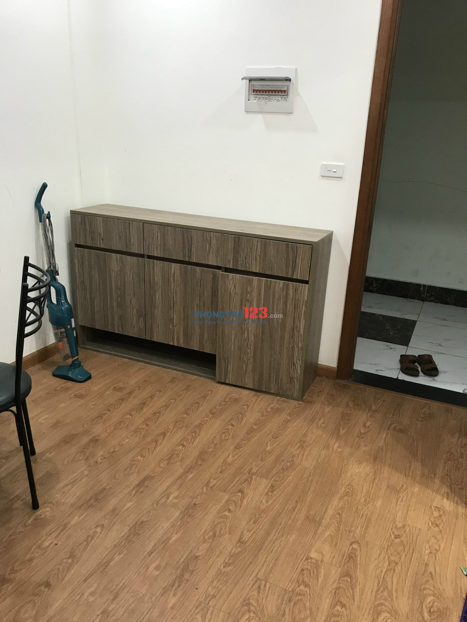 Căn hộ 56.4m2, 2PN, 1WC Khu nhà ở Hưng Thịnh ( Chân cầu Cieco 5)