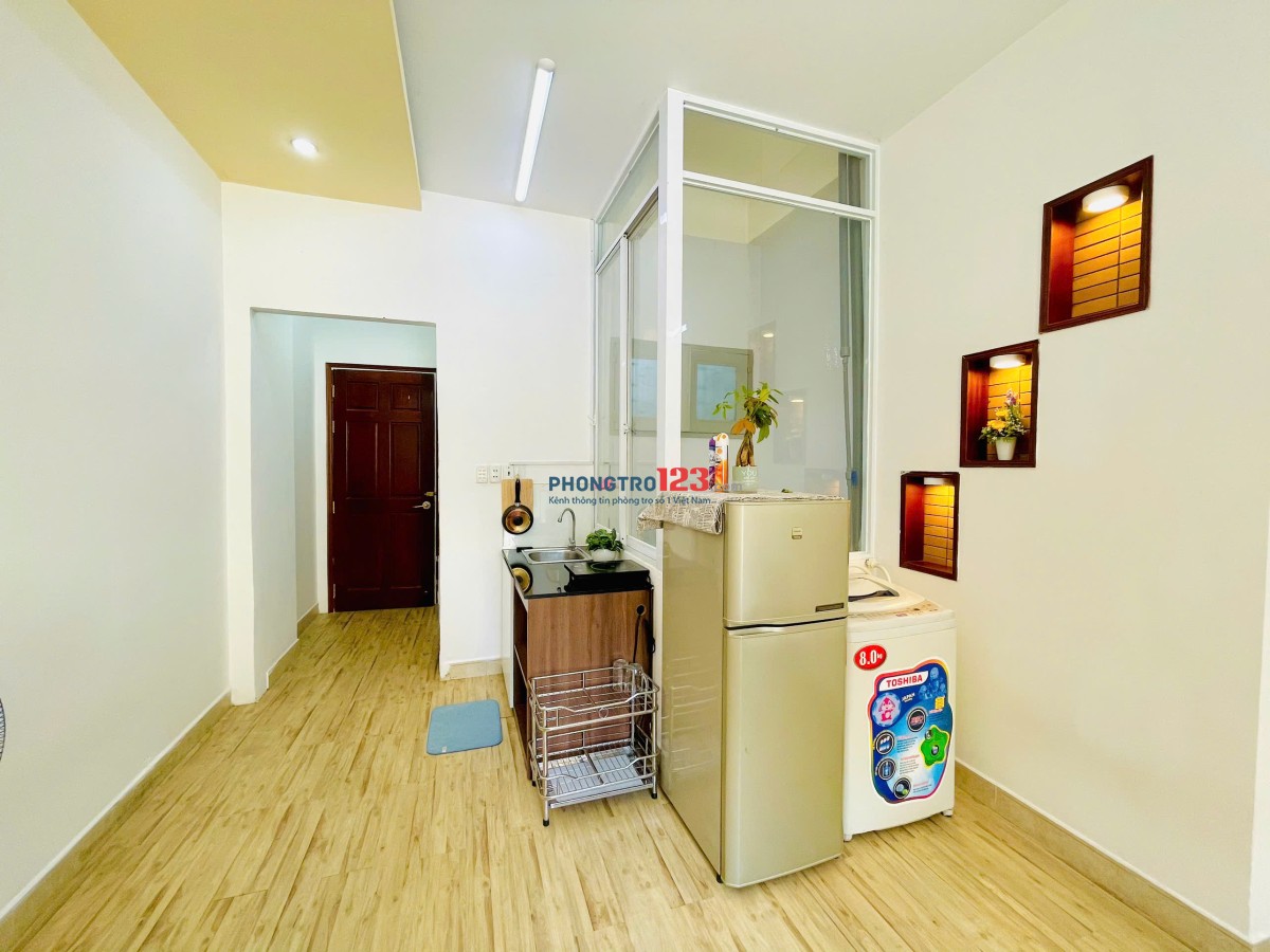 STUDIO full nội thất Nguyễn Hữu Cảnh, gần Q2, landmark, Ngã tư Hàng Xanh