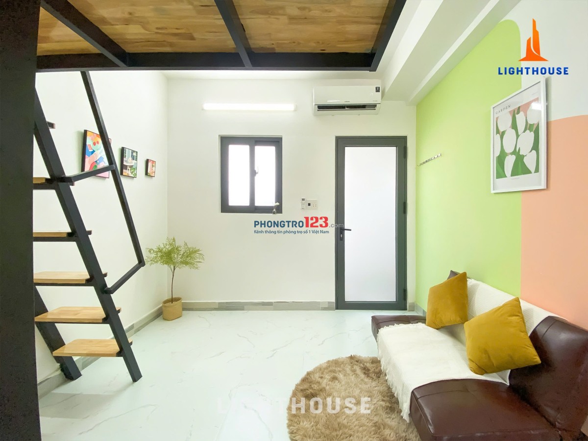 DUPLEX THANG MÁY NGAY ĐH NGUYỄN TẤT THÀNH - NGÃ TƯ GA THANG MÁY - BẢO VỆ Ở NGAY