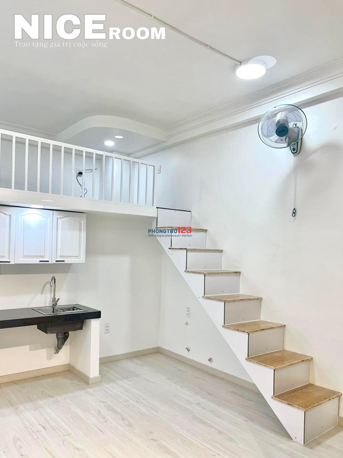 Duplex mới đẹp, ban công thoáng mát gần Hutech