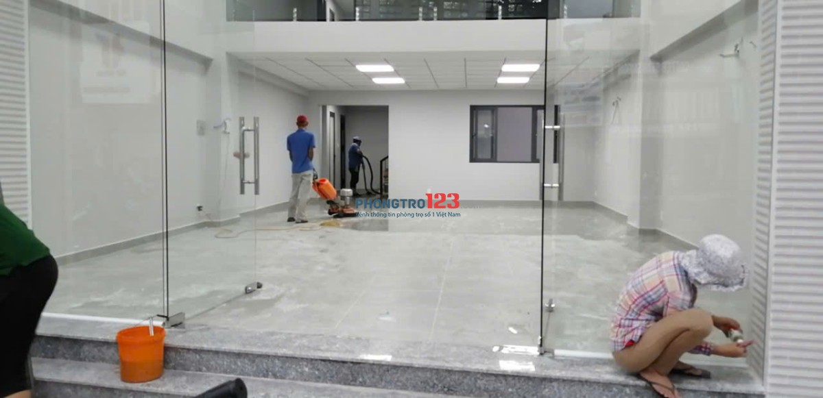 Mặt bằng kinh doanh đường Lũy Bán Bích Quận TP, 100m2