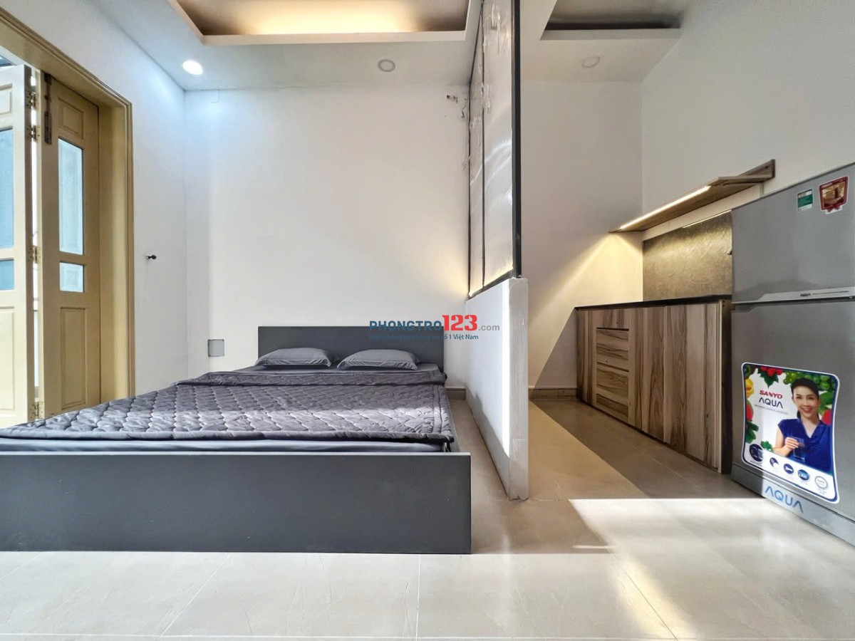 KHAI TRƯƠNG STUDIO BALCON FULL NỘI THẤT GẦN TRƯỜNG HUFLIT