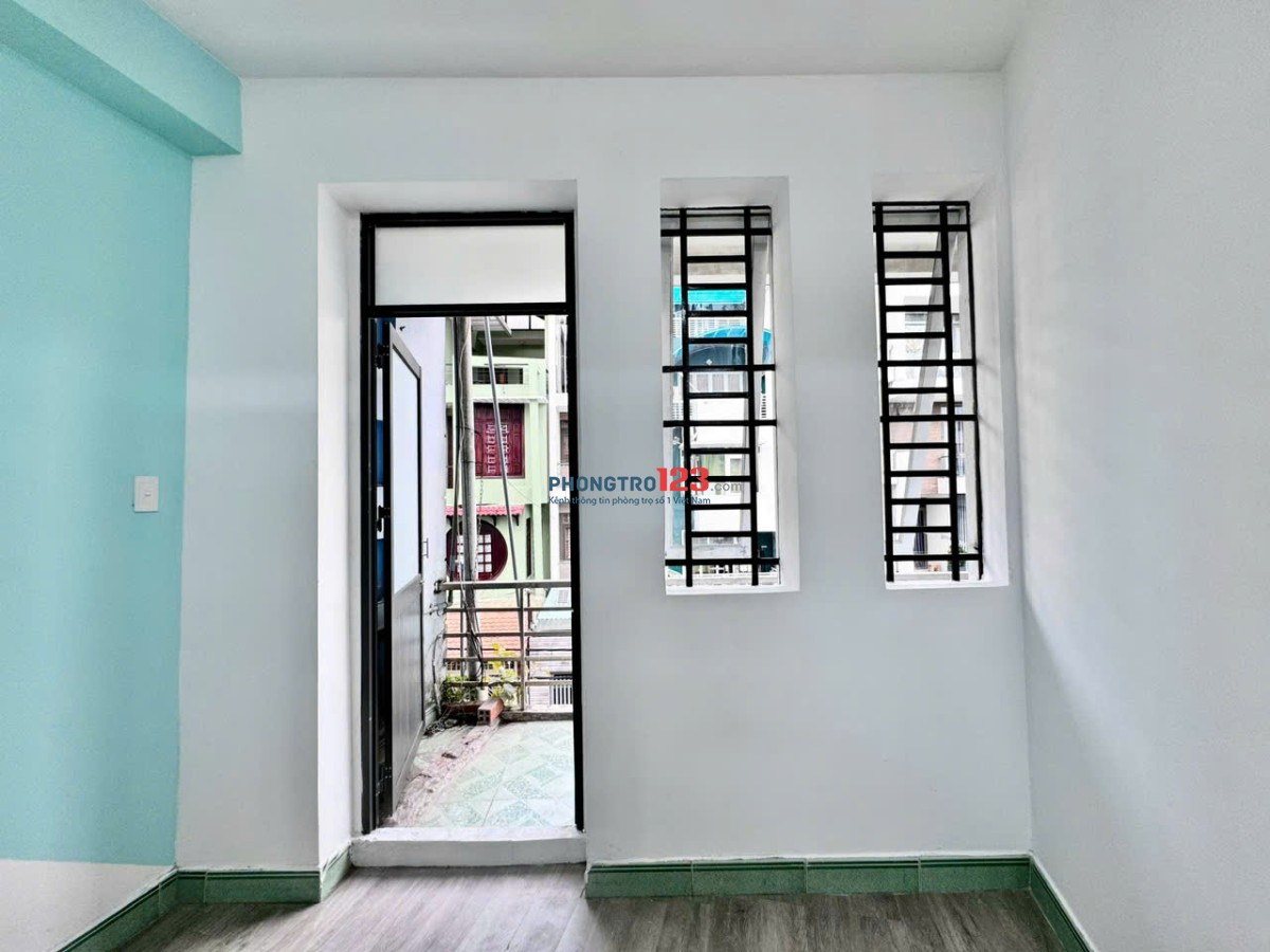 Sẵn duplex ban công - full nội thất ngay ngã tưu Bảy Hiền , CV Lê Thị Riêng