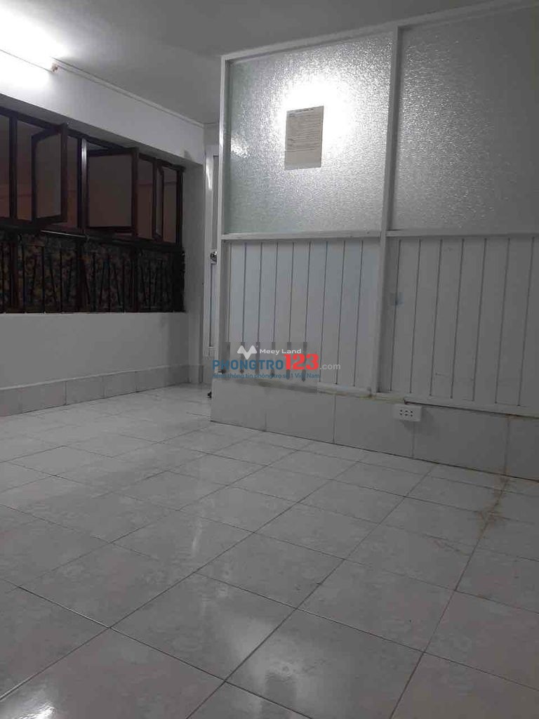 Phòng trọ sinh viên, giờ giấc tự do tại 10/3C Đỗ Ngọc Thạnh, P14, Q5