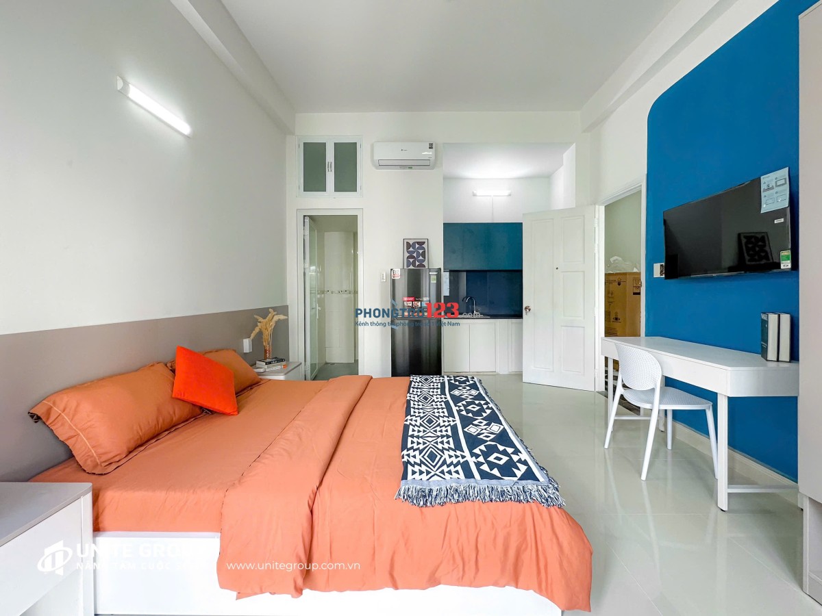 Căn hộ dịch vụ 35m2, 1PN, full nội thất, balcon. Dương Bá Trạc gần cầu Nguyễn Văn cừ