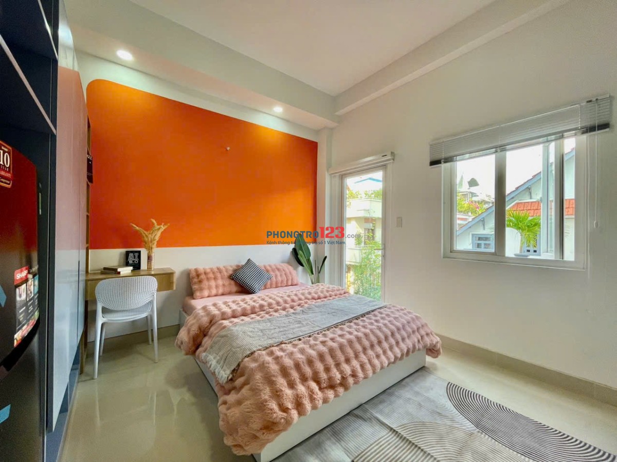 Căn hộ dịch vụ 35m2, 1PN, full nội thất, balcon. Dương Bá Trạc gần cầu Nguyễn Văn cừ