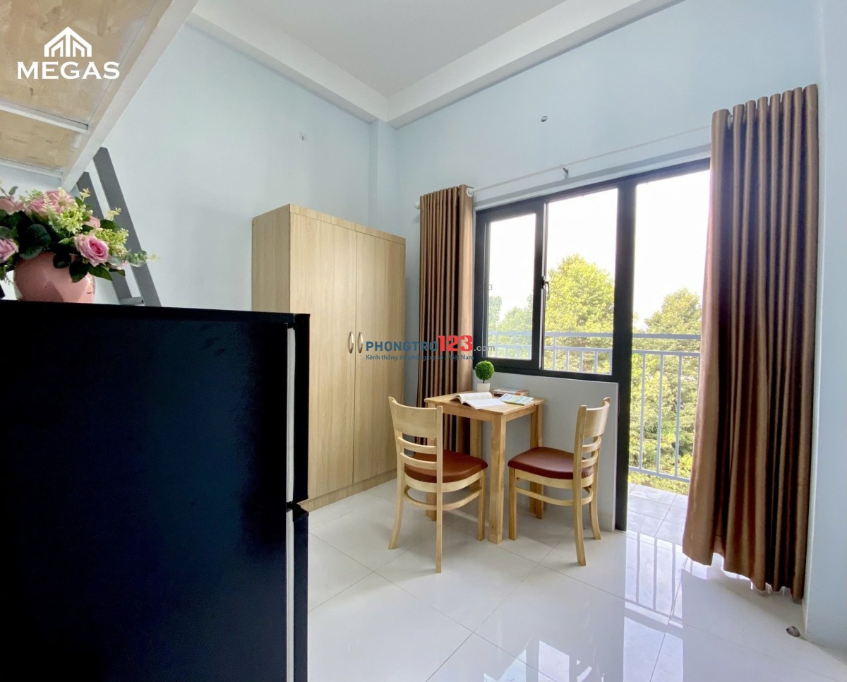  Studio, Duplex dạng Ban công, Cửa sổ cực kì thoáng mát ngay Thạnh Mỹ Lợi 