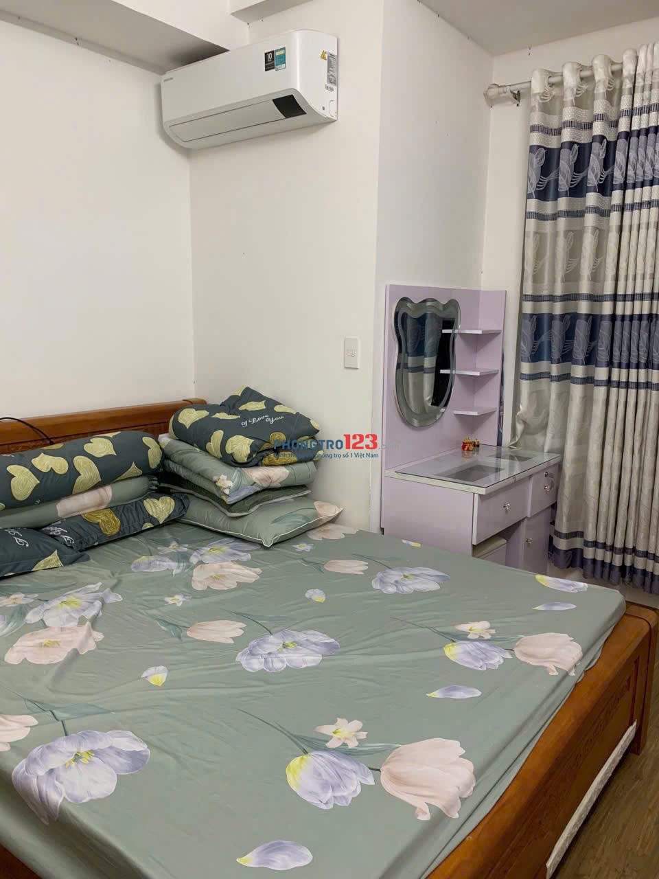 Chung cư Phúc Yên, Phan Huy Ích, Tân Bình - lầu 10, căn góc, có ban công, view thẳng sân bay