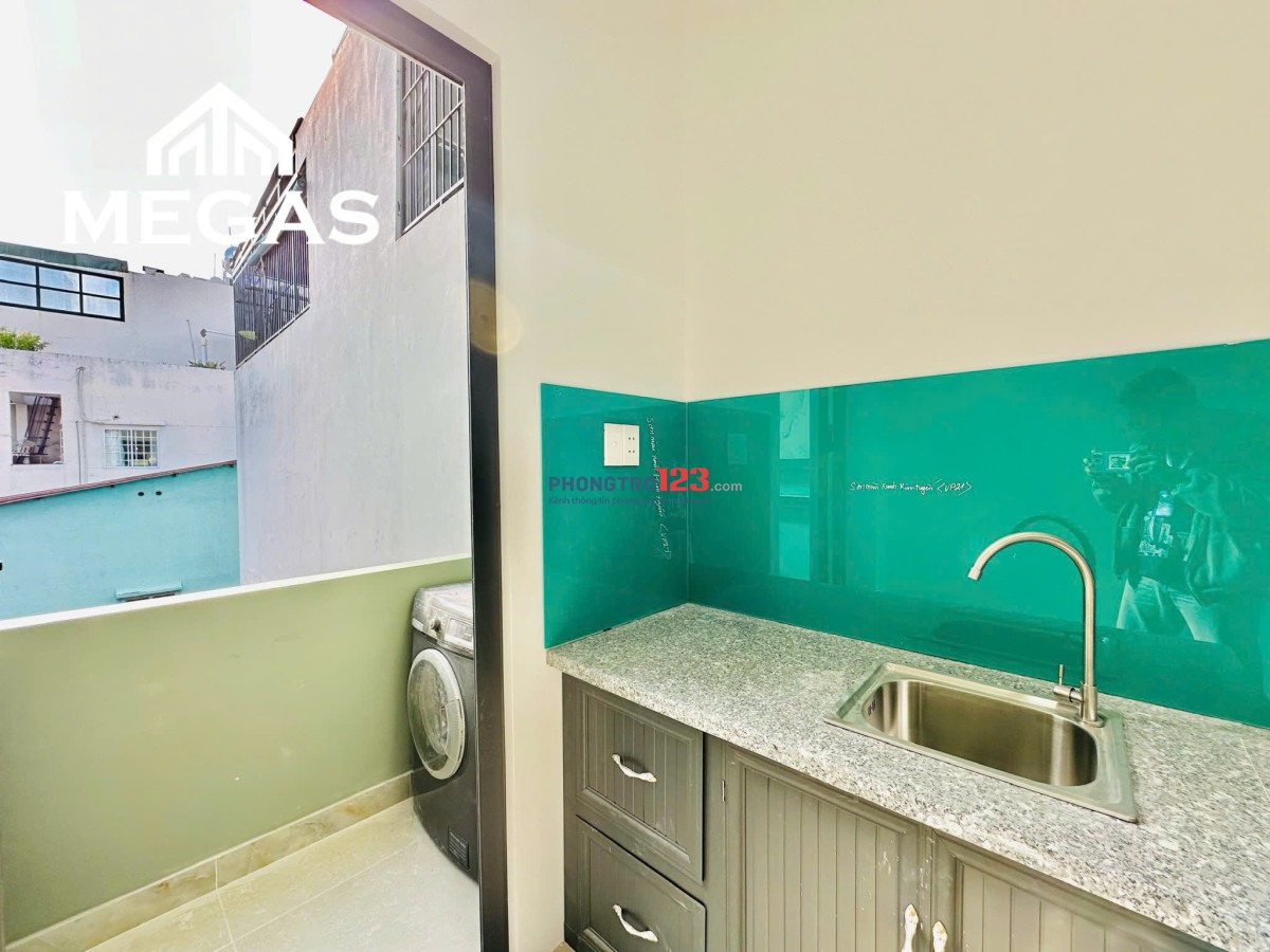 Căn hộ cao cấp Full nội thất, ban công cửa sổ thoáng mát, phòng rộng rãi 30m2
