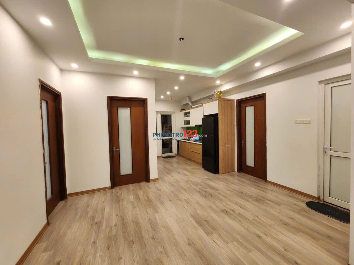 Chung cư Kington Residence, Hoàng Văn Thụ - Nhà mới, trần cao. Nội thất cao cấp. Có thể vào ở luôn