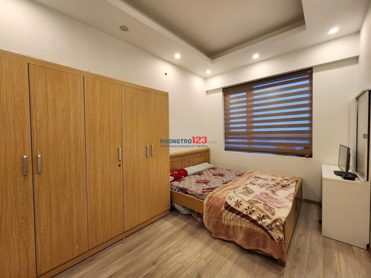 Chung cư Kington Residence, Hoàng Văn Thụ - Nhà mới, trần cao. Nội thất cao cấp. Có thể vào ở luôn