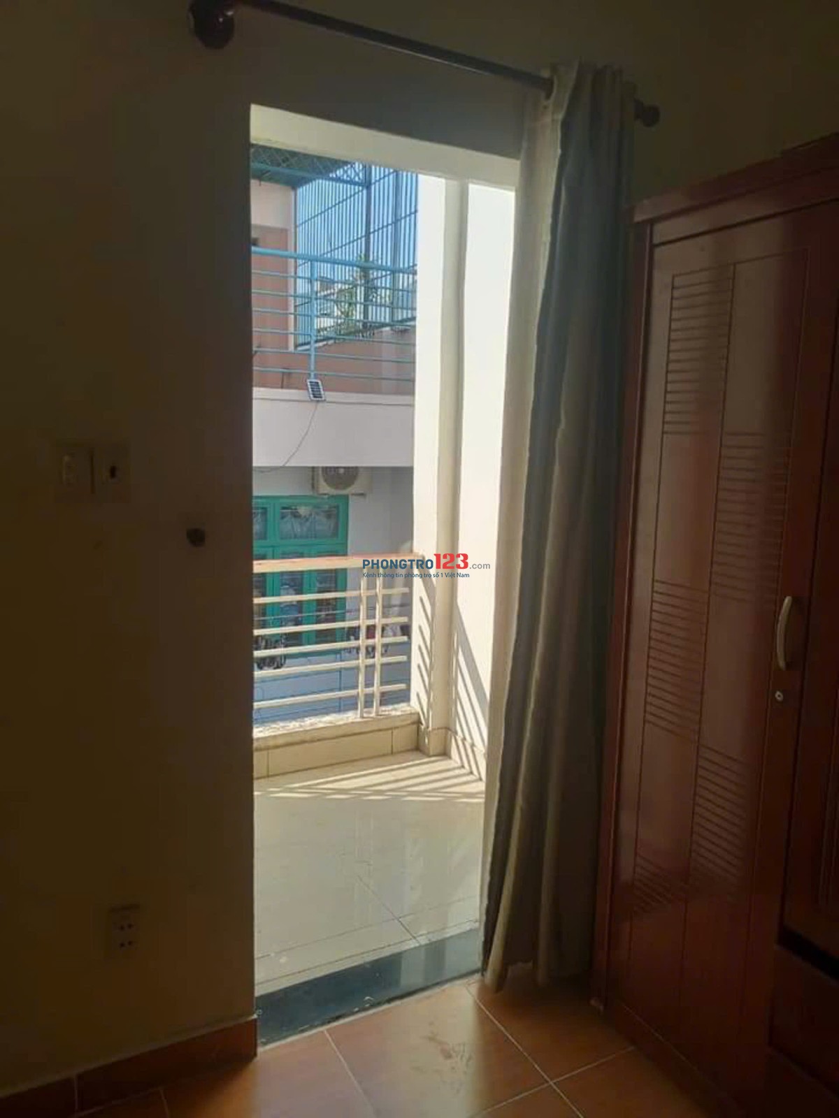 Ký Túc Xá Ngay Khu Ăn Uống Phan Xích Long Phòng chỉ 4 ng, giá 1tr8