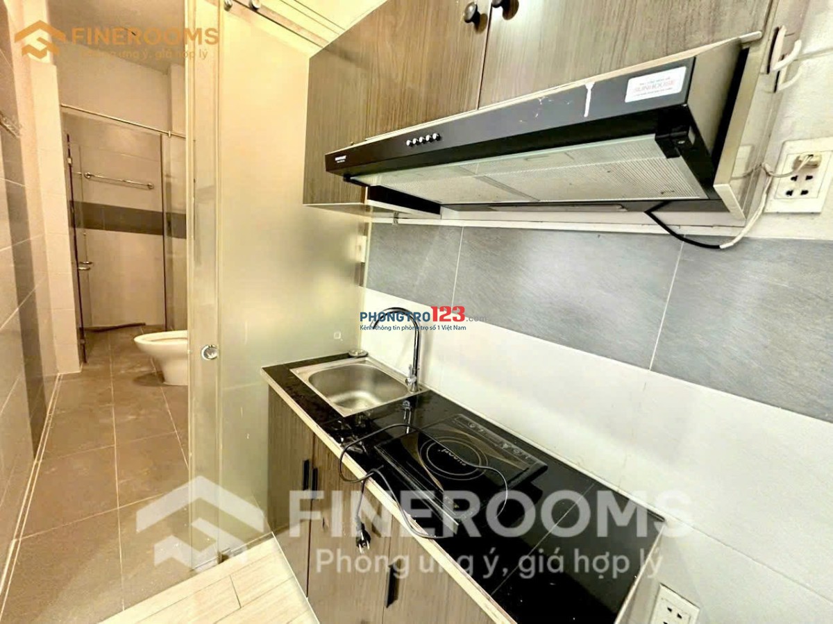 CĂN HỘ FULL NỘI THẤT BAN CÔNG MÁY GIẶT RIÊNG GẦN SÂN BAY