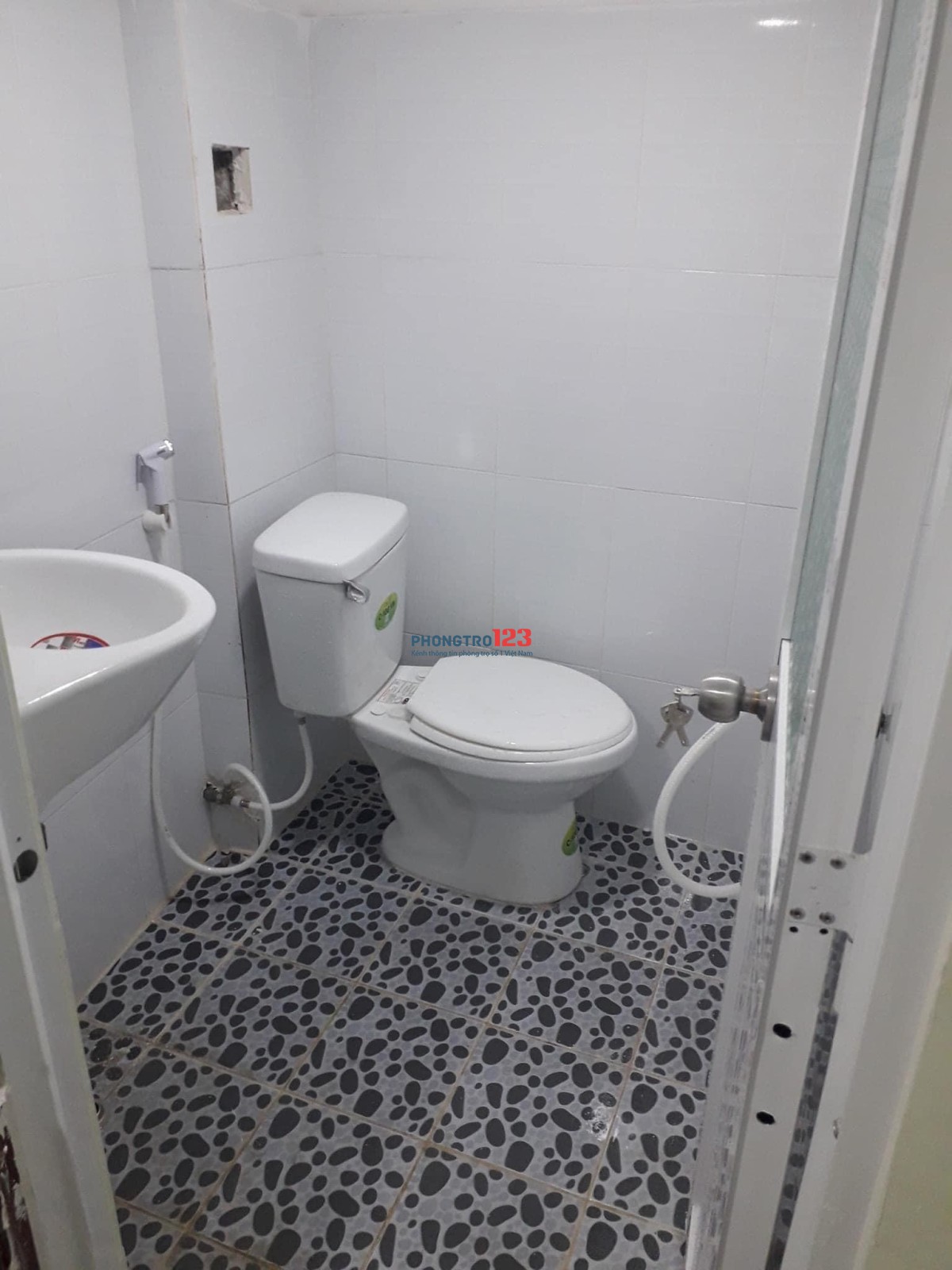 Cho thuê phòng trọ quận 5 đường Trần Phú (gần dh sư phạm đi Sài Gòn) có gác