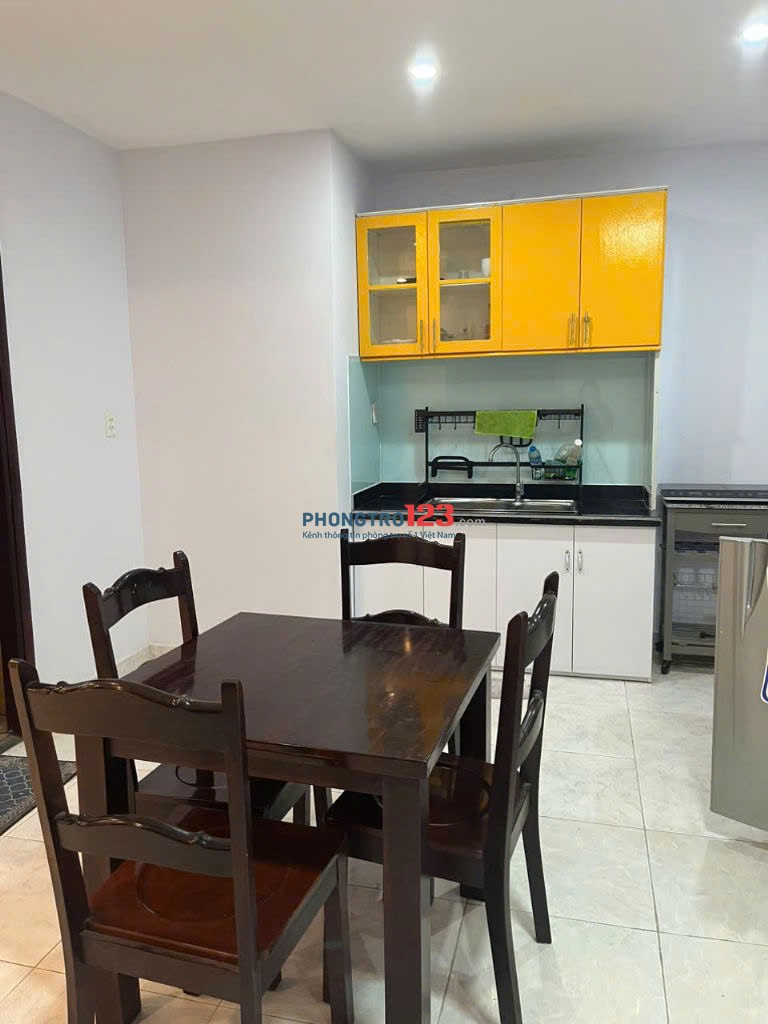 Chung Cư Mỹ Vinh, Nguyễn T Minh Khai, Q3 - Rộng 83m2 có 2p ngủ, 1wc, tầng cao, thoáng ,ban công