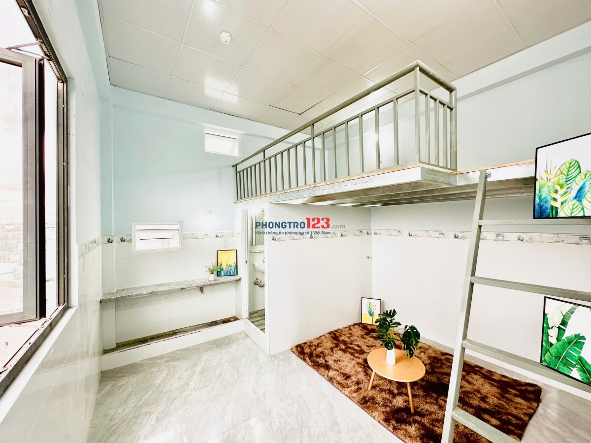 Cho thuê phòng trọ mới xây 100% banconl cửa sổ trời thoáng mát có máy lạnh