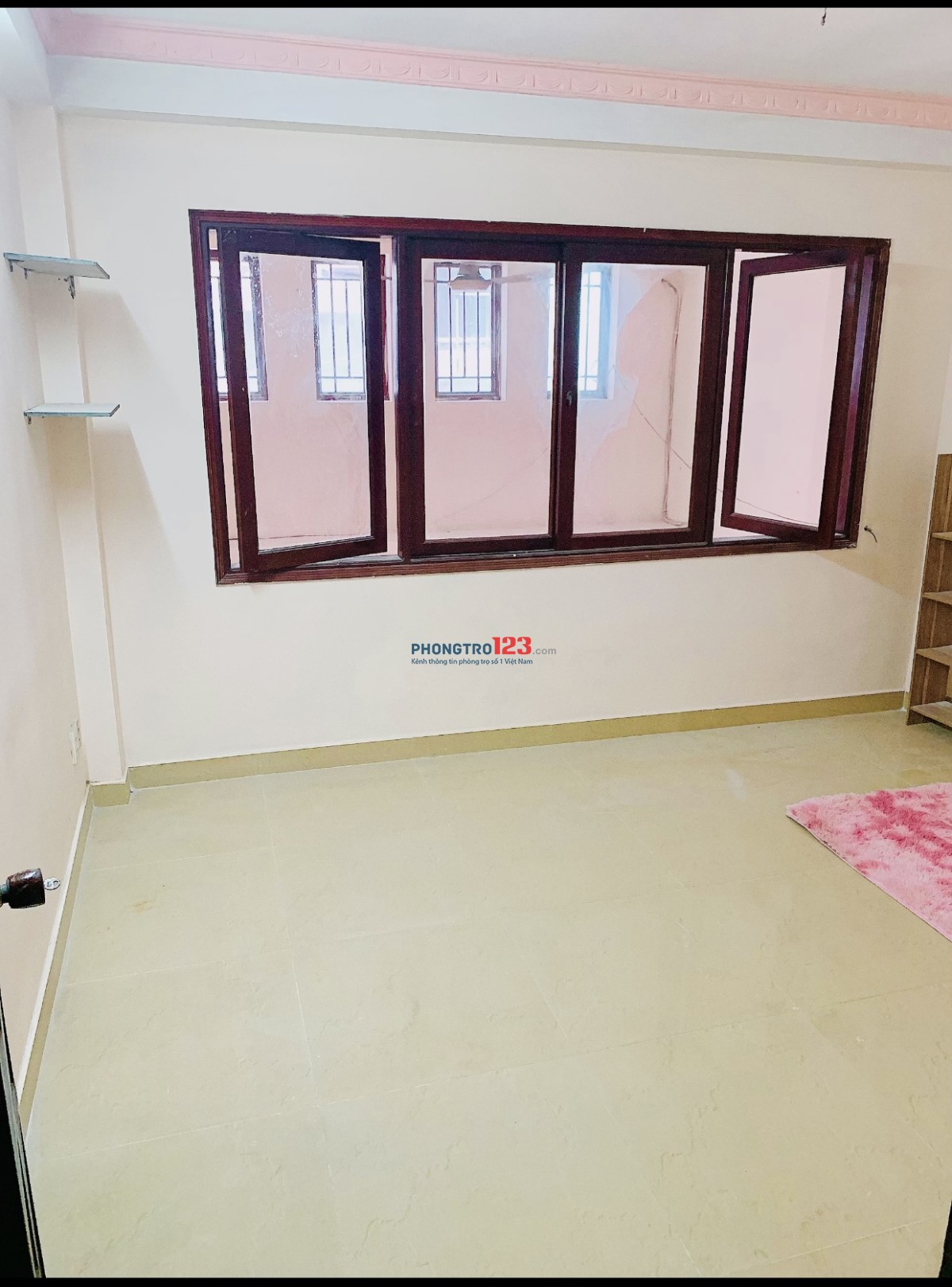 Phòng thoáng Đẹp Lạc Long Quân (Phòng trống)