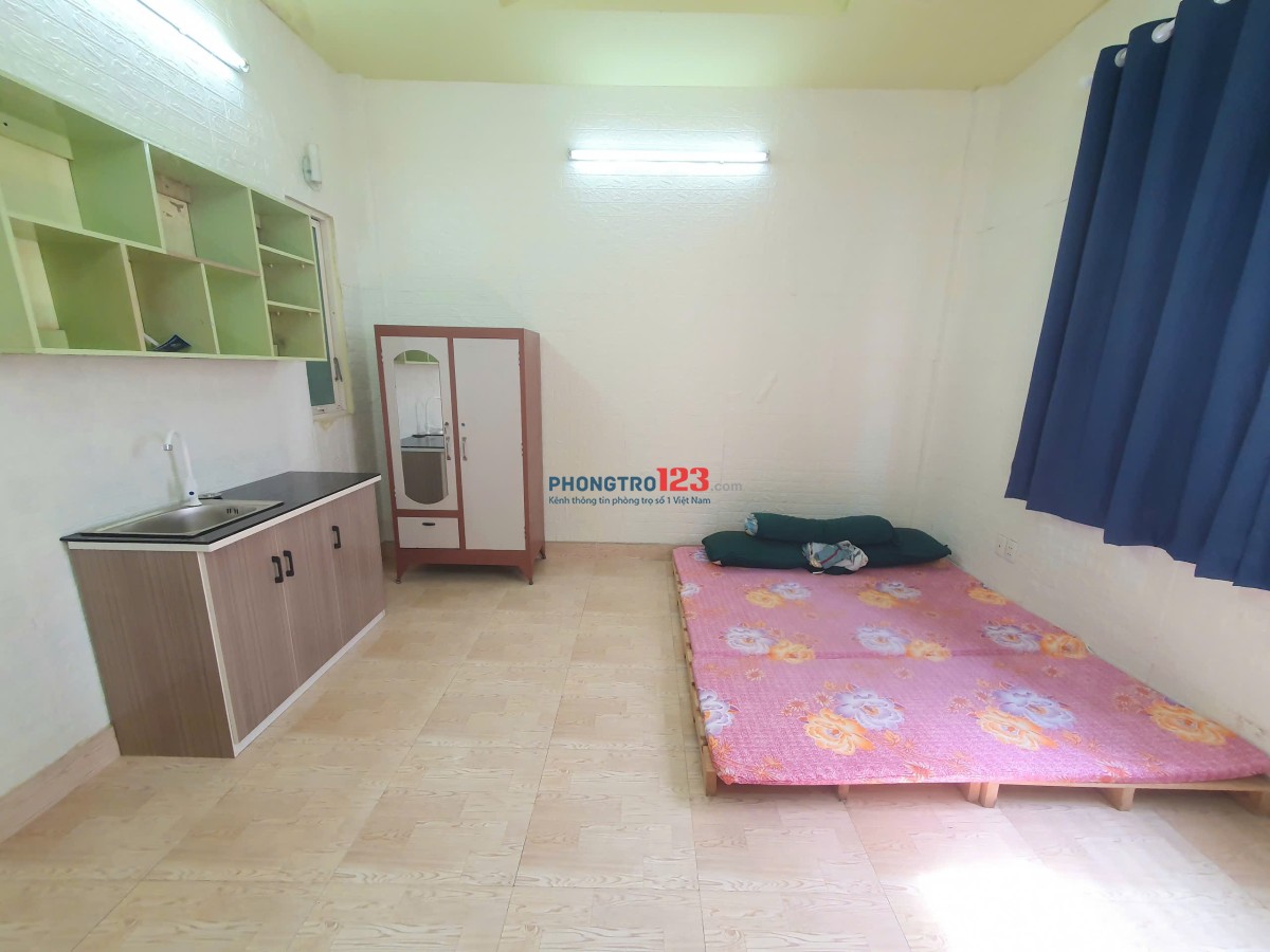 Chính chủ cho thuê phòng nội thất cơ bản - Q. 8