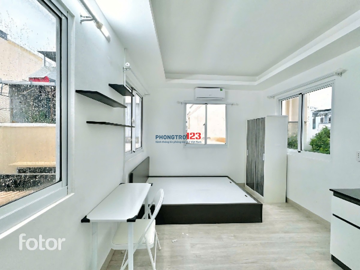 Cho Thuê Phong Full Nội Thất, Cửa sổ Thoáng, Bàn Cờ Q3, Gần Cư Xá Đô Thành