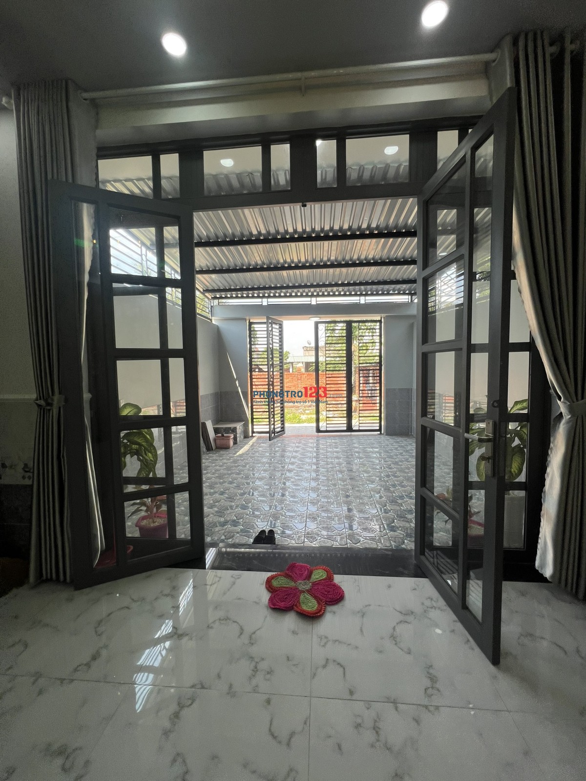 Chính chủ cần CHO THUÊ nhà NGUYÊN CĂN MỚI XÂY - đầy đủ NỘI THẤT tại Mỹ Hạnh Nam