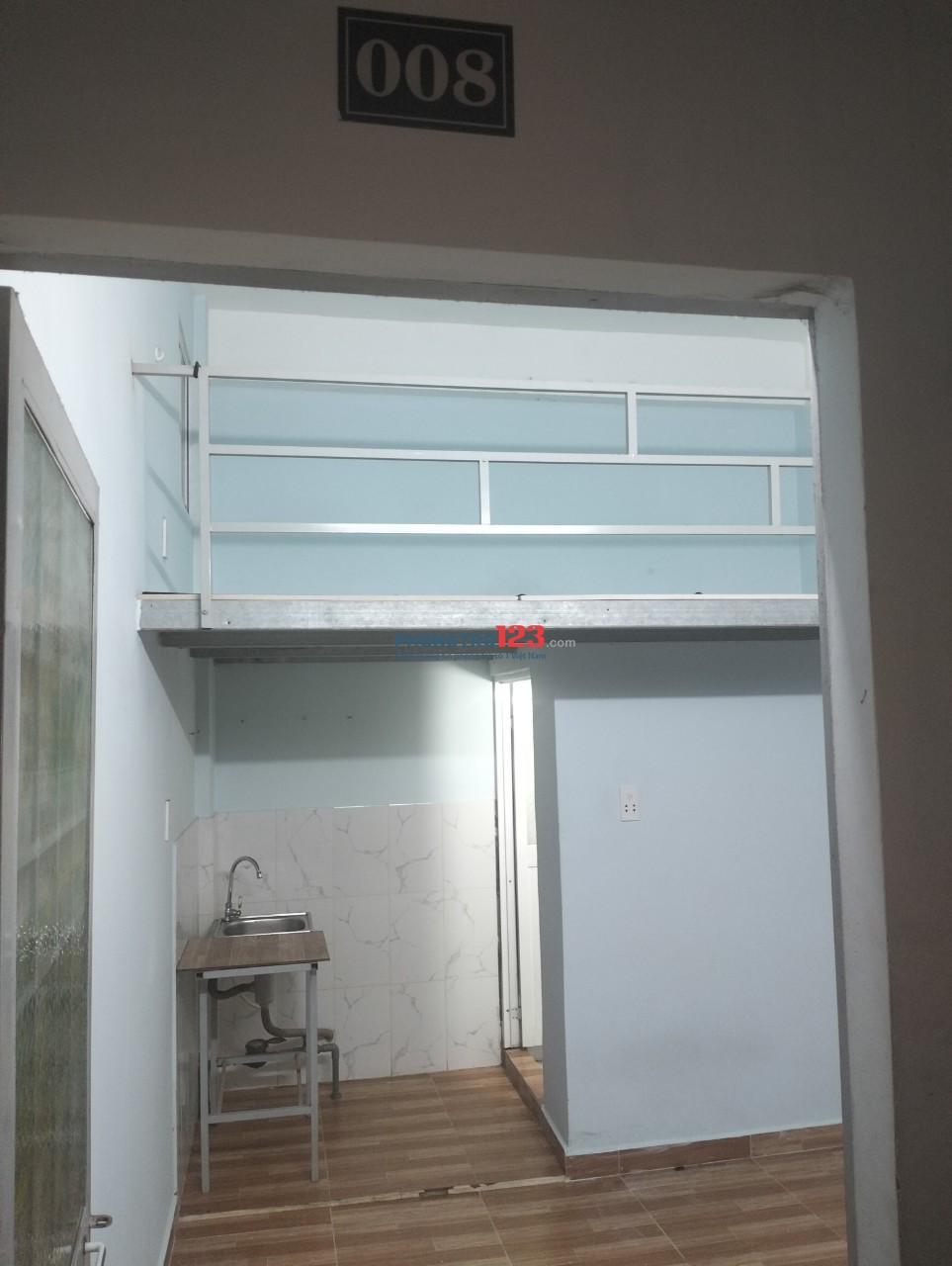 Cho thuê phòng trọ mặt tiền đường 161A phạm hữu lầu, quận 7
