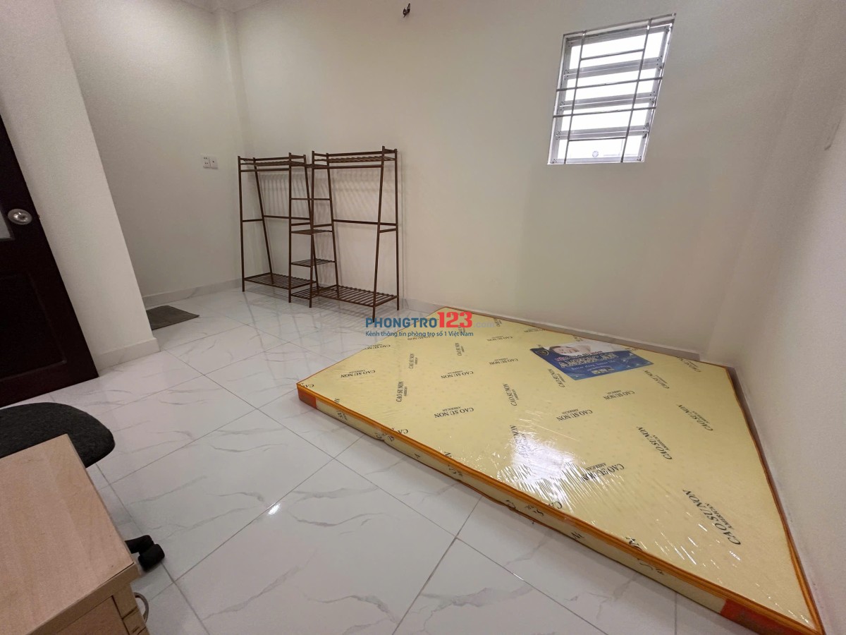 Chính chủ cho thuê phòng P14, GV giá hạt dẻ