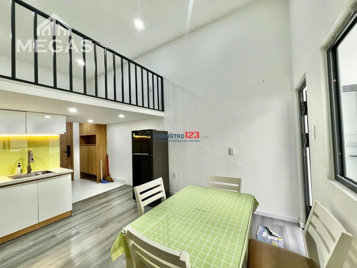 Phòng Có Gác, Mới, Thoáng, Rẻ, Full Nội Thất - Ngay CV Phầm Mềm - Ngay ĐH FPT - Giao Thông Vận Tải