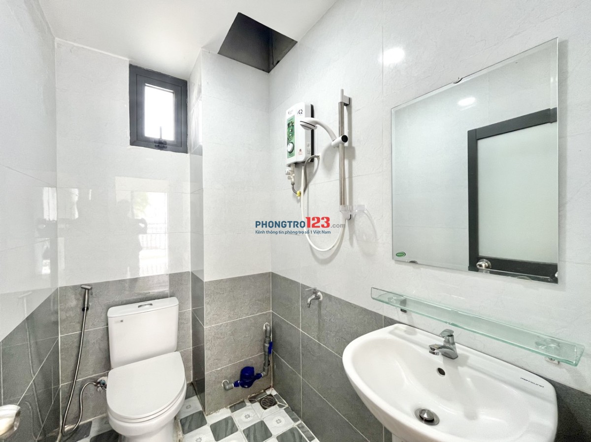 PHÒNG MỚI XÂY, BANCOL THOÁNG, ĐẦY ĐỦ TIỆN NGHI, AN NINH NGAY NGÃ 4 BẢY HIỀN TÂN BÌNH
