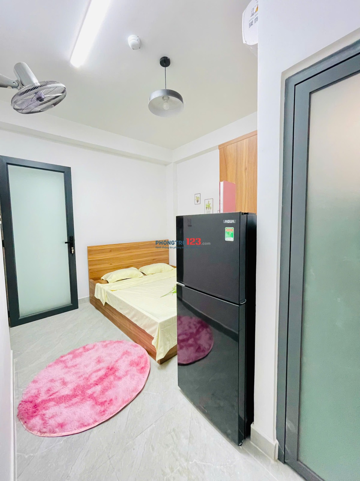 Phòng full nội thất đầu T4 có thể ở