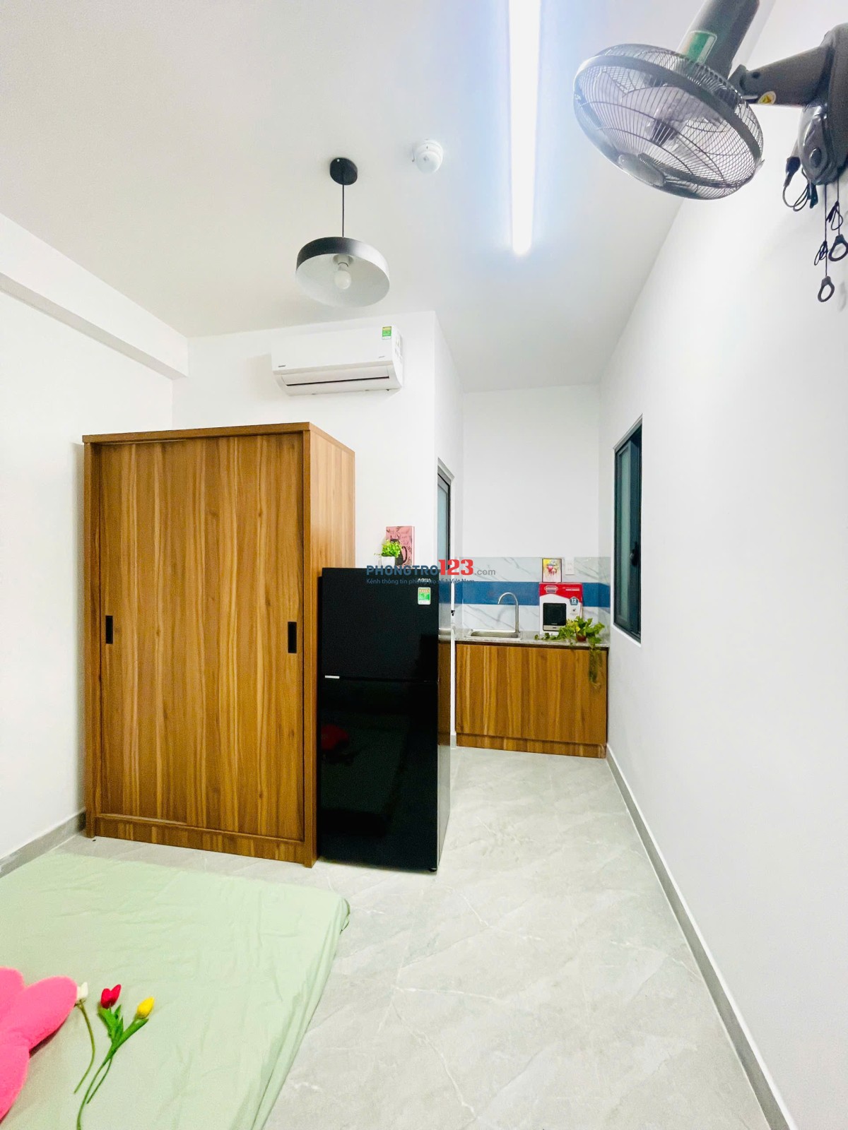 Phòng full nội thất đầu T4 có thể ở