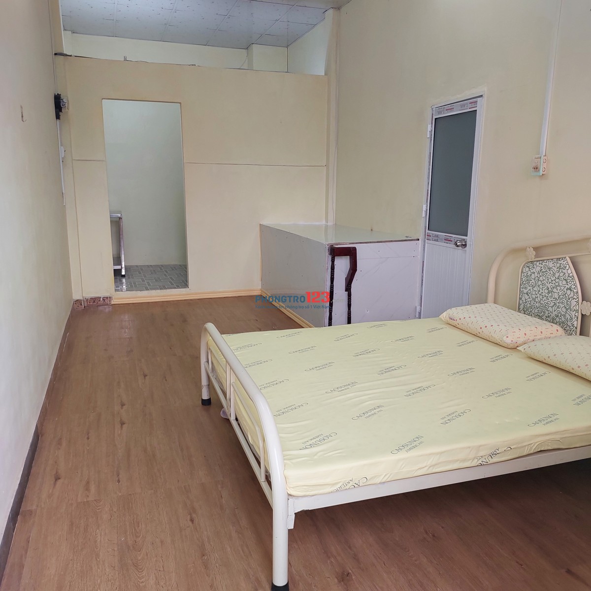 Nam ở ghép full nt Nguyễn Văn Quá, Q.12, cách CVPM Quang Trung 200m