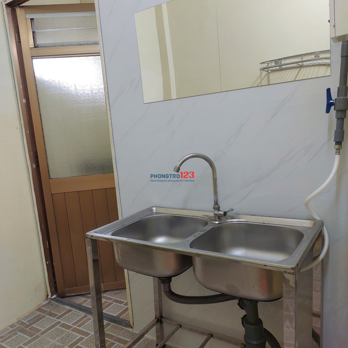 Nam ở ghép full nt Nguyễn Văn Quá, Q.12, cách CVPM Quang Trung 200m