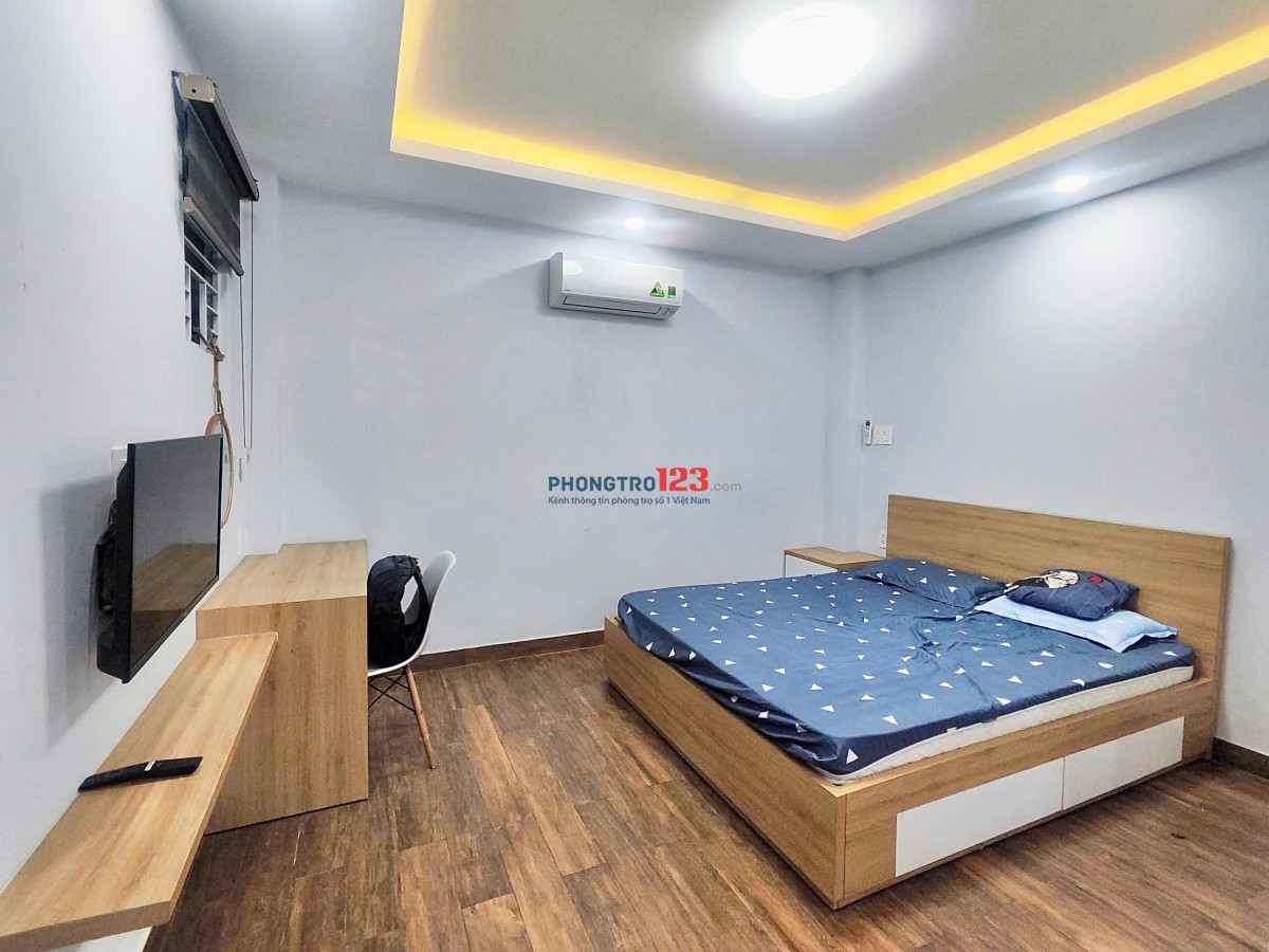 Phòng full nội thất rộng thoáng ngay Bà Lê Chân - Hai Bà Trưng - Trần Quang Khải chợ Tân Định Quận 1