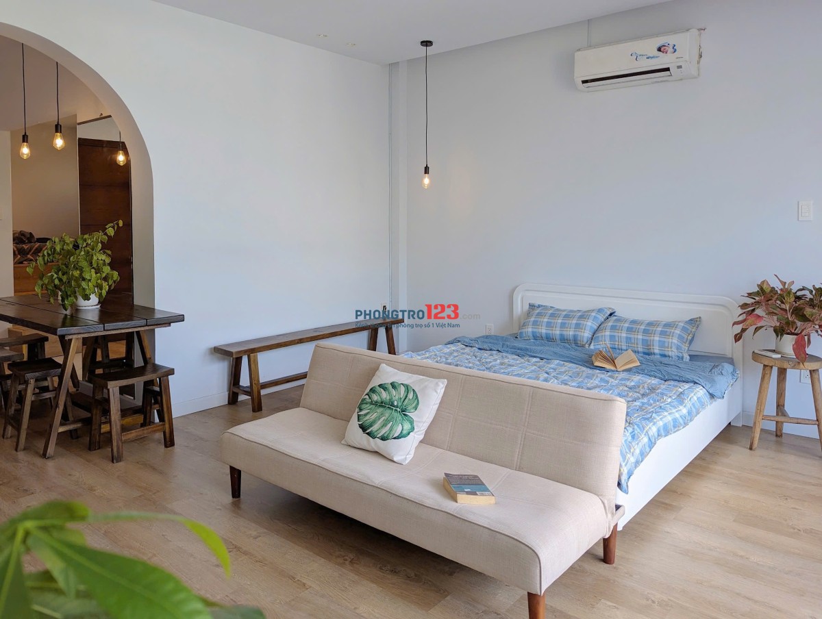 Chỉ còn vài căn! Nhanh tay Khai trương CH cao cấp nhiều ánh sáng full nội thất gần sân bay TSN
