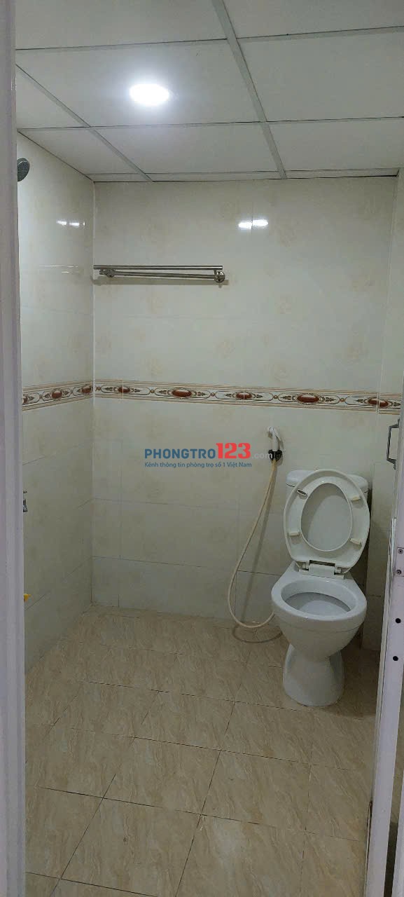 cho thuê phòng trọ diện tích hơn 30 m2 gần bệnh viện 175