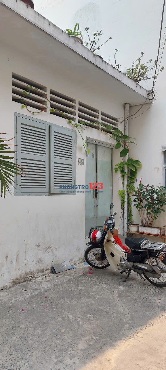 cho thuê phòng trọ diện tích hơn 30 m2 gần bệnh viện 175