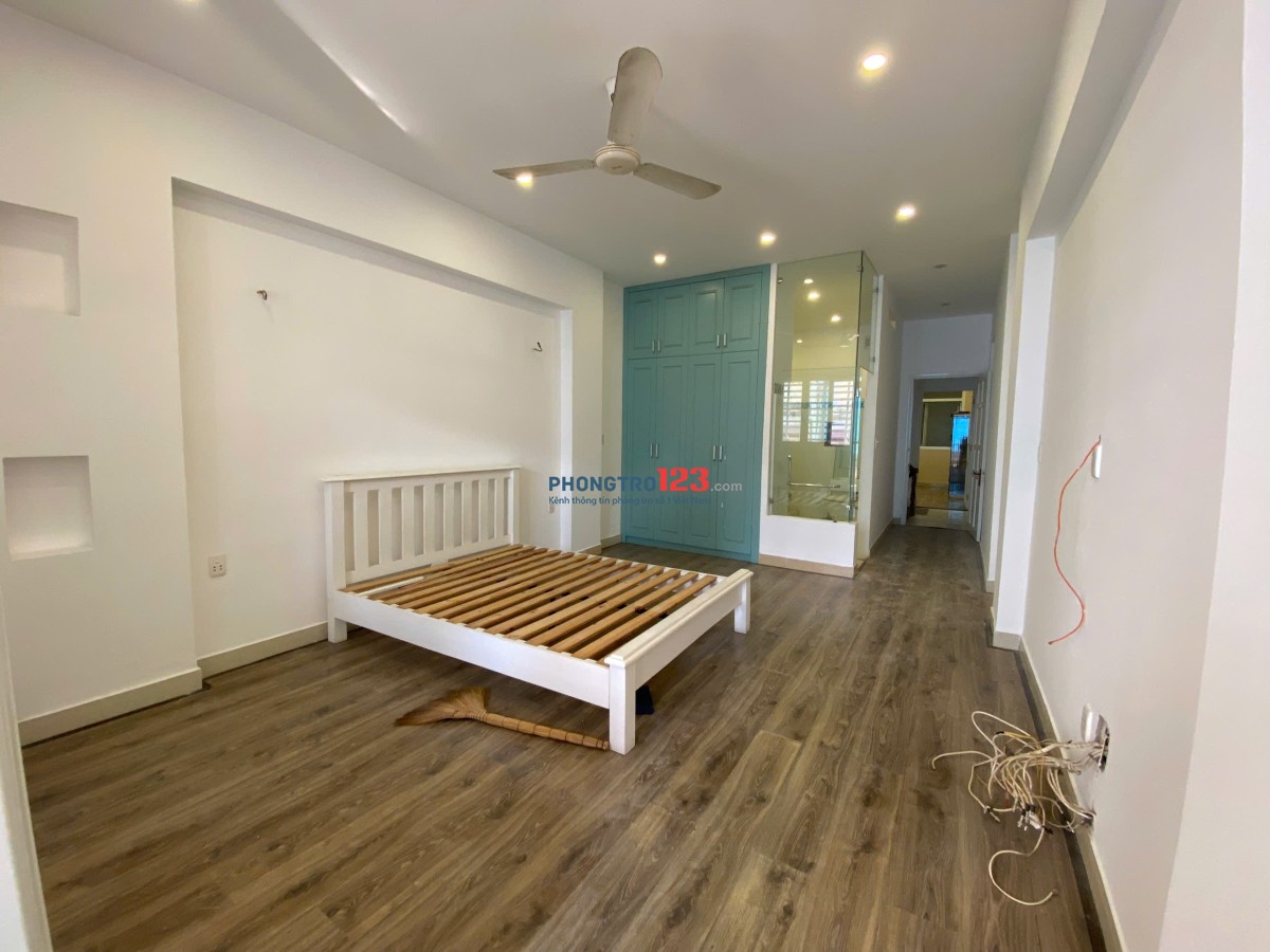 Cho Thuê Phòng Studio Có BALCON Gần ĐH Văn Hiến, Quận Tân Phú