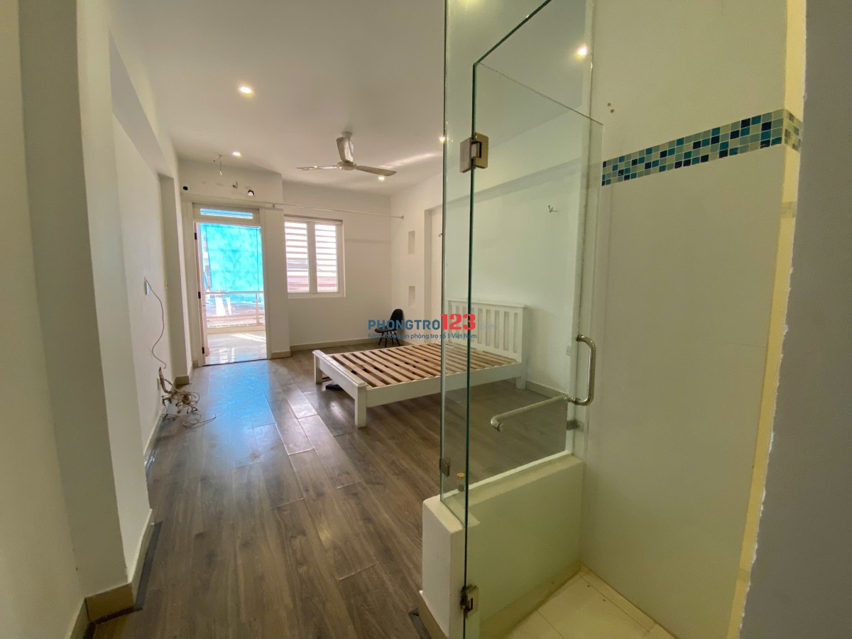 Cho Thuê Phòng Studio Có BALCON Gần ĐH Văn Hiến, Quận Tân Phú