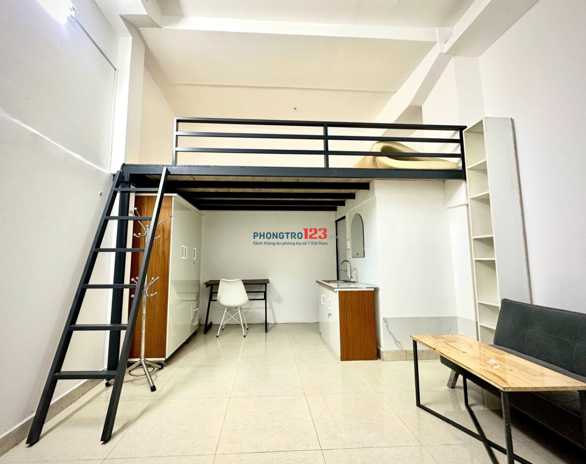 Trống phòng full nội thất Đào Duy Anh Phú Nhuận ( dọn ngay đầu t4 giảm ngay 1tr từ 5tr5 còn 4tr5)