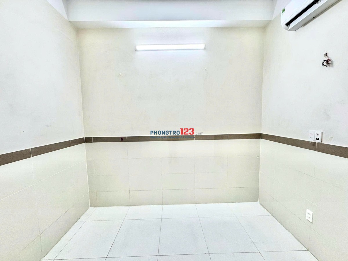 Phòng trọ giá rẻ gần Song Hành - Nguyễn Văn Quá, Quận 12