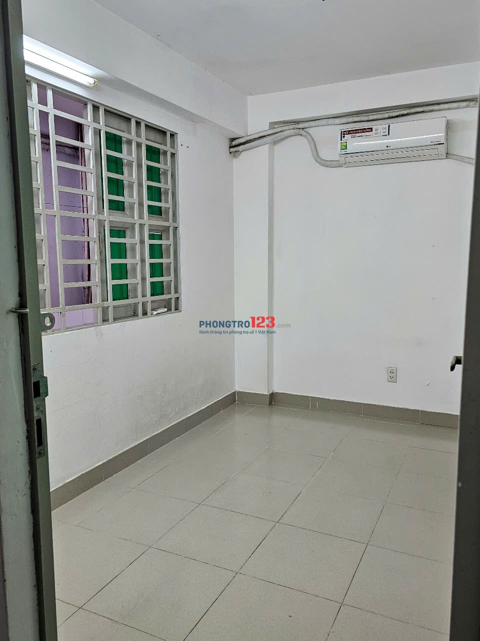 Cho thuê phòng trọ trung tâm tại Địa chỉ 159/82 Trần Văn Đang, P11, Q3, TPHCM
